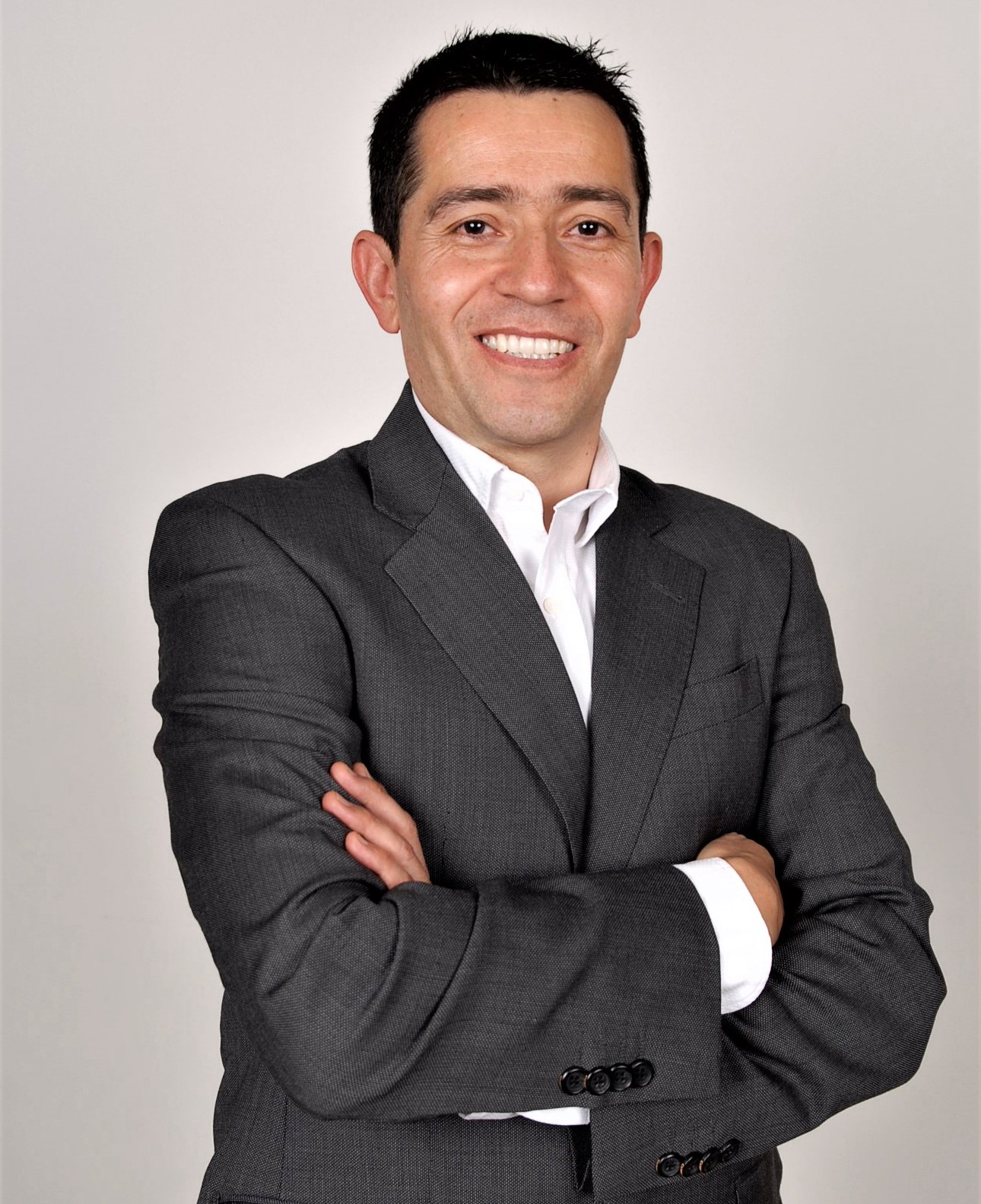 Dr. Arq.  Guillermo Sánchez Rueda